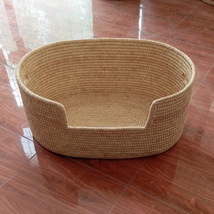 Cozy Dog Bed Basket - Handwoven Natural Dog Bed - Comfortable Woven Dog Basket - Pet Basket Bed - Wicker Dog Bed - African Dog Bed
