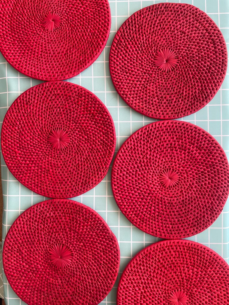 Red Woven Christmas Placemats: Farmhouse Holiday Table Decor