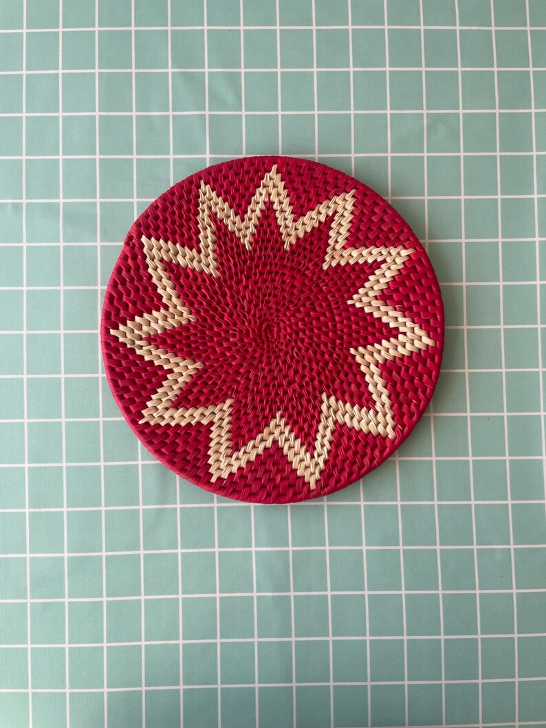 Christmas Red Placemats: Woven Holiday Table Decor (12 inches)