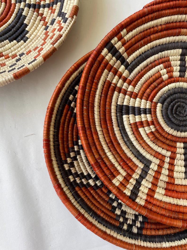 Boho Wall Basket Set Of 7, Handwoven African Baskets for Wall Decor, Neutral Rustic Woven Wall Art, Tribal Home Decor, Beige Brown Baskets