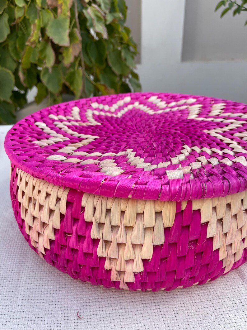 Handwoven Lid Basket By Suzzi Homes, Eco-Friendly Woven Basket with Lid, Rustic Storage Basket, Boho Decor, Fruit Storage, Organizer Basket