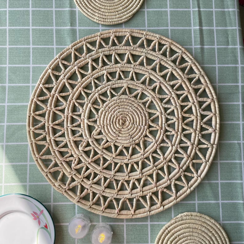 Woven Round Placemats, Boho Place mats, Eco Friendly Placemats, Natural Placemats, Handwoven Placemats, Place Mat, Fall Table Decor, 15inch