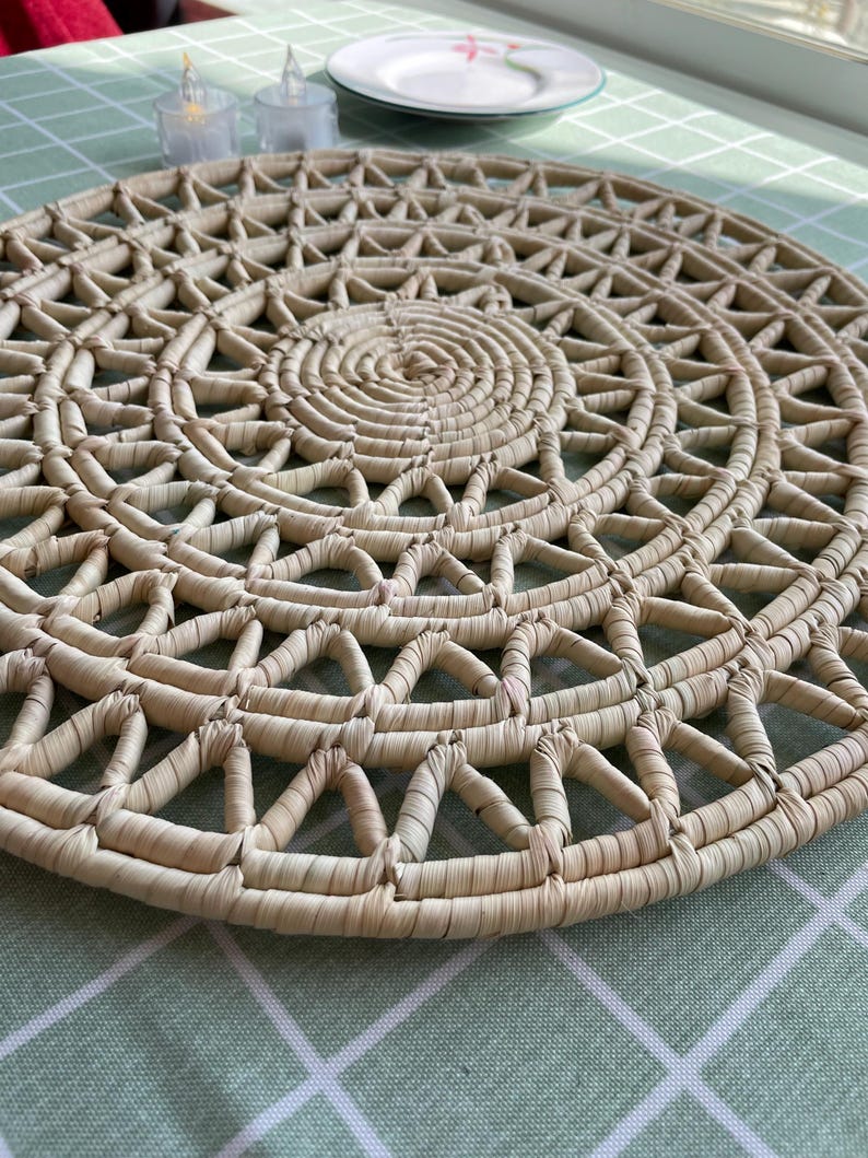 Woven Round Placemats, Boho Place mats, Eco Friendly Placemats, Natural Placemats, Handwoven Placemats, Place Mat, Fall Table Decor, 15inch