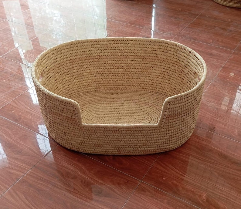 Cozy Dog Bed Basket - Handwoven Natural Dog Bed - Comfortable Woven Dog Basket - Pet Basket Bed - Wicker Dog Bed - African Dog Bed