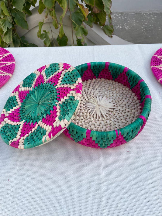 Handwoven Lid Basket By Suzzi Homes, Eco-Friendly Woven Basket with Lid, Rustic Storage Basket, Boho Decor, Fruit Storage, Organizer Basket
