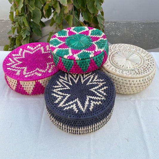 Handwoven Lid Basket By Suzzi Homes, Eco-Friendly Woven Basket with Lid, Rustic Storage Basket, Boho Decor, Fruit Storage, Organizer Basket